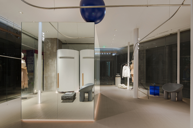 杭州男鞋实体店如何在店内进行装饰与时尚(杭州男鞋实体店店铺装修效果图) 杭州男鞋实体店如何在店内进行装饰与时尚(杭州男鞋实体店店铺装修效果图)